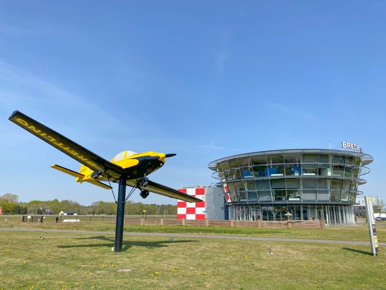 breda international airport.original 768x576